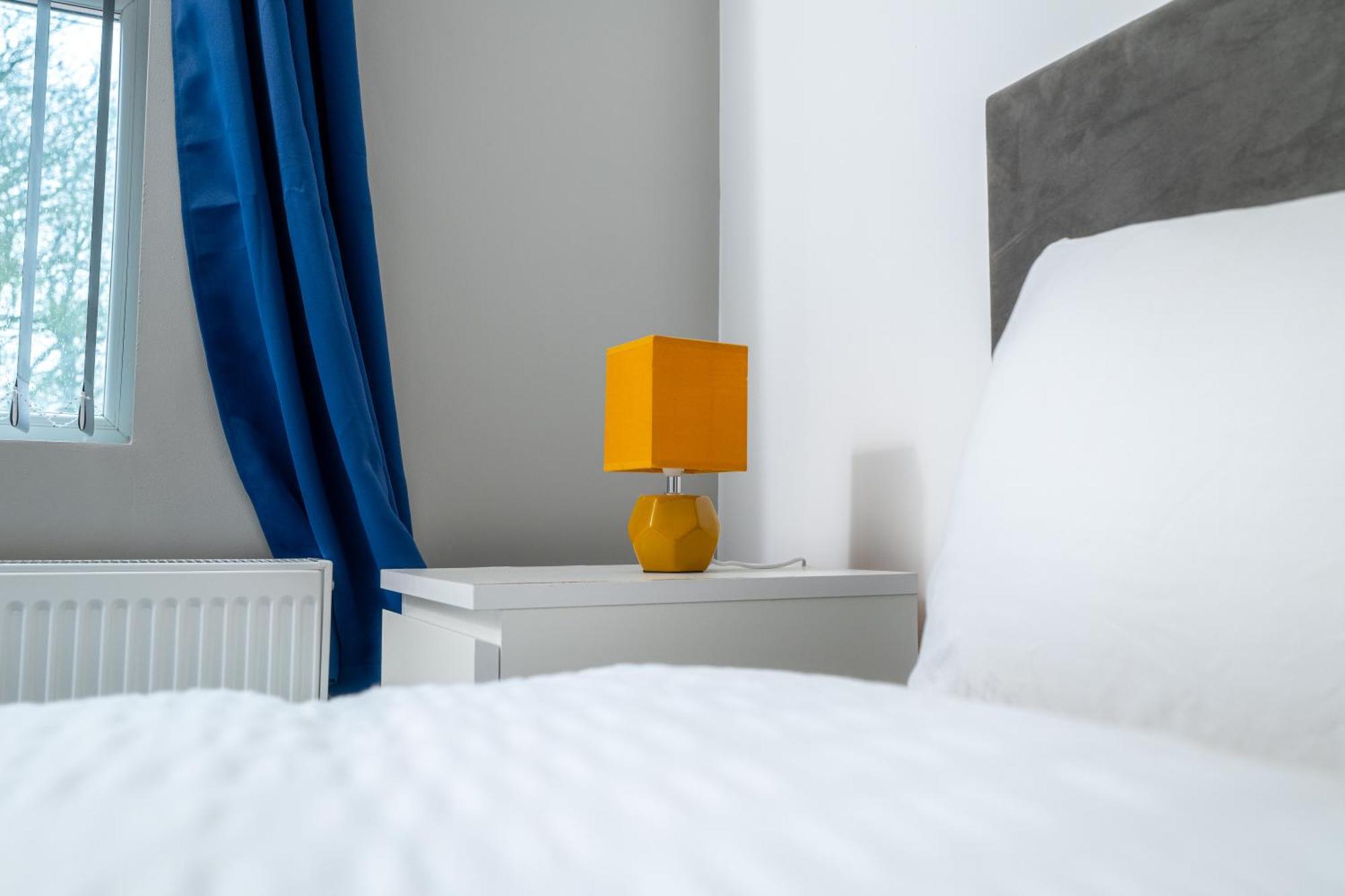 Kunda House Coventry Road Hotel เบอร์มิงแฮม ภายนอก รูปภาพ