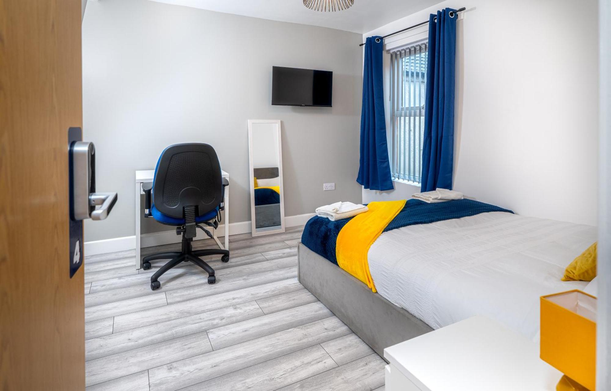 Kunda House Coventry Road Hotel เบอร์มิงแฮม ภายนอก รูปภาพ